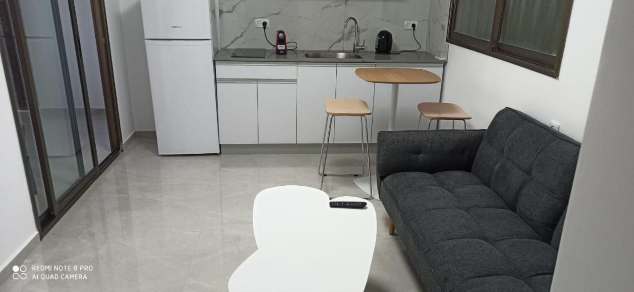 המקום הנפלא של אתי ולילך Apartment Eilat Bagian luar foto